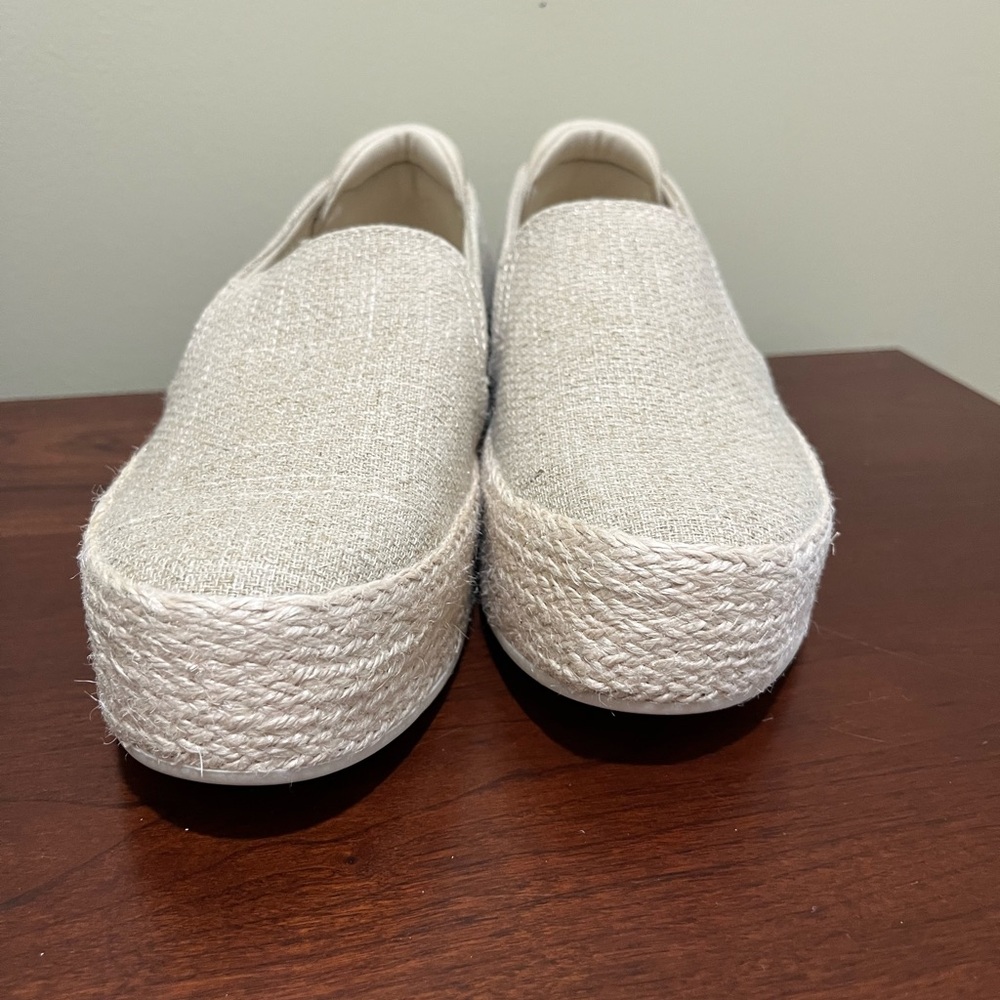 Skechers Martha Stewart Cream Textured Slip-On Shoes - Picture 6 of 10